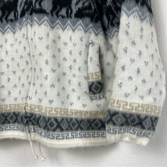 Yari Artesanias Ecuador Wool Llama Print Hooded Zip Up Sweater Jacket Size M - Picture 9 of 16